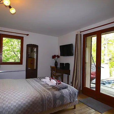Шале Ski-in/ski-out Chalet, Quiet Location, And Jacuzzi Вар